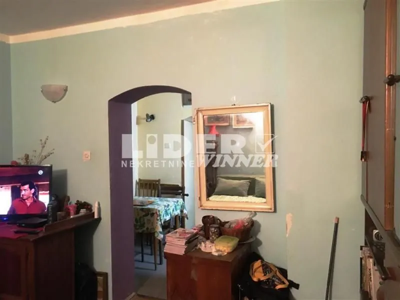 Sale, one bedroom apartment, 33m², Stari Grad, Beograd