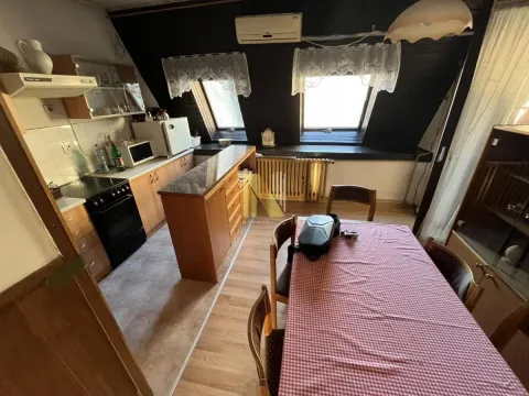 Izdavanje, trosoban stan, 82m², Nova Detelinara, Novi Sad Sve Podlokacije - image 8