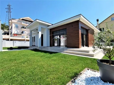 Prodaja, kuća, 150m2, Dalmatinska ulica, Podgorica Prodaja, kuća, 150m2, Dalmatinska ulica, Podgorica