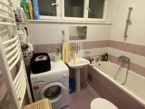 Izdavanje, trosoban stan, 54m², Grbavica, Novi Sad Sve Podlokacije - image 9