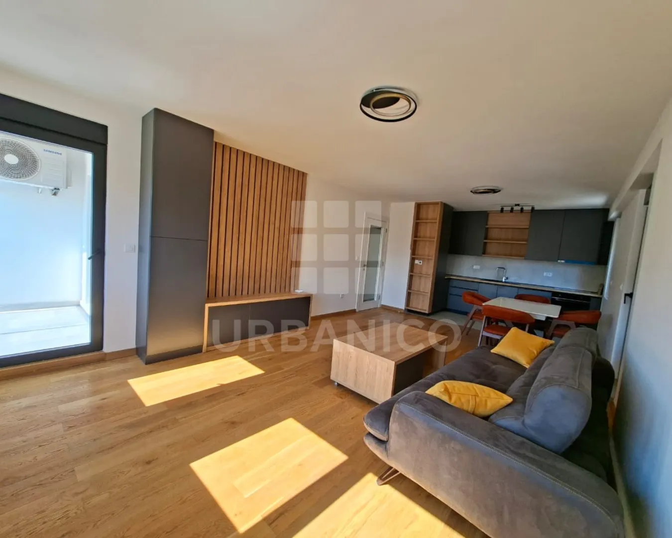 Prodaja, jednosoban stan, 56m², Tološi, Podgorica