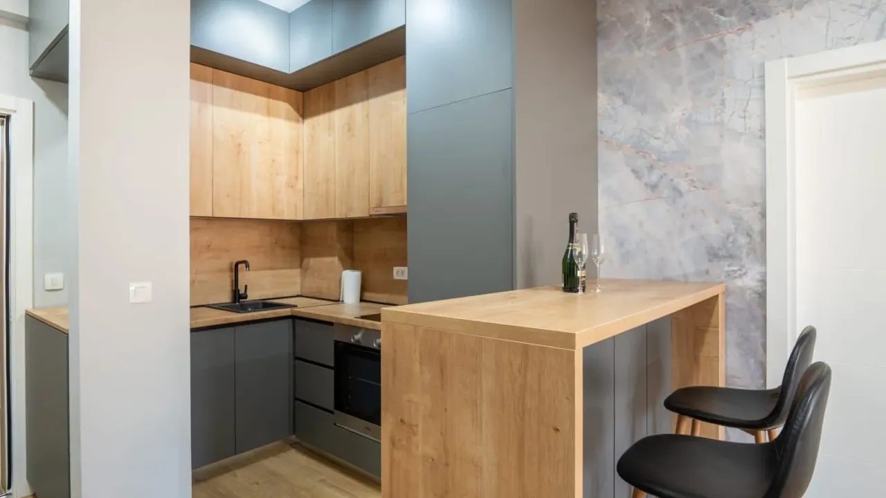 Rent, one bedroom apartment, 46m², Centar, Bar