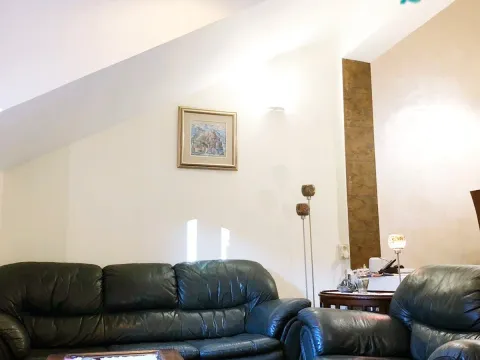 Prodaja, dvosoban stan, 50m², Kotor, Crna Gora - image 2