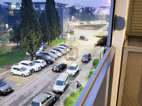 Izdavanje, trosoban stan, 95m², Momišići, Podgorica - image 6