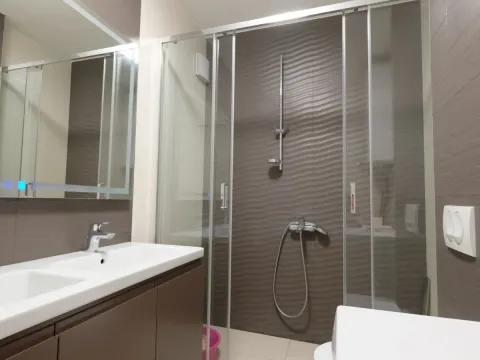 Rent, three bedroom apartment, 119m², Podgorica, Crna Gora - image 12