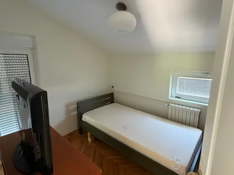 Rent, house, 80m², Gornja Gorica, Podgorica - image 10