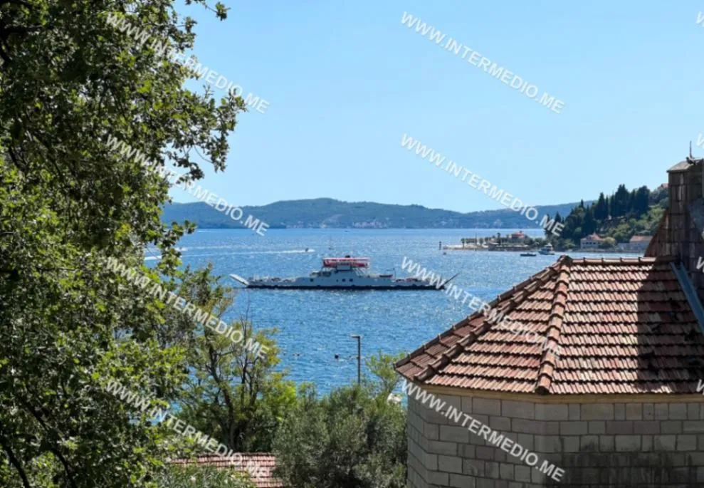 Prodaja, kuća, 180m², Kamenari, Herceg Novi