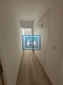 Izdavanje, trosoban stan, 79m², Centar, Jagodina - image 10