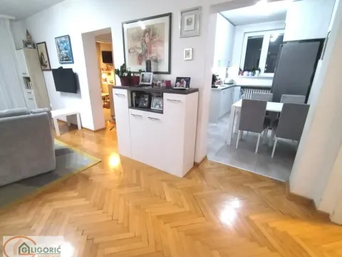 Prodaja, trosoban stan, 60m², Karaburma, Palilula Sve Podlokacije - image 2