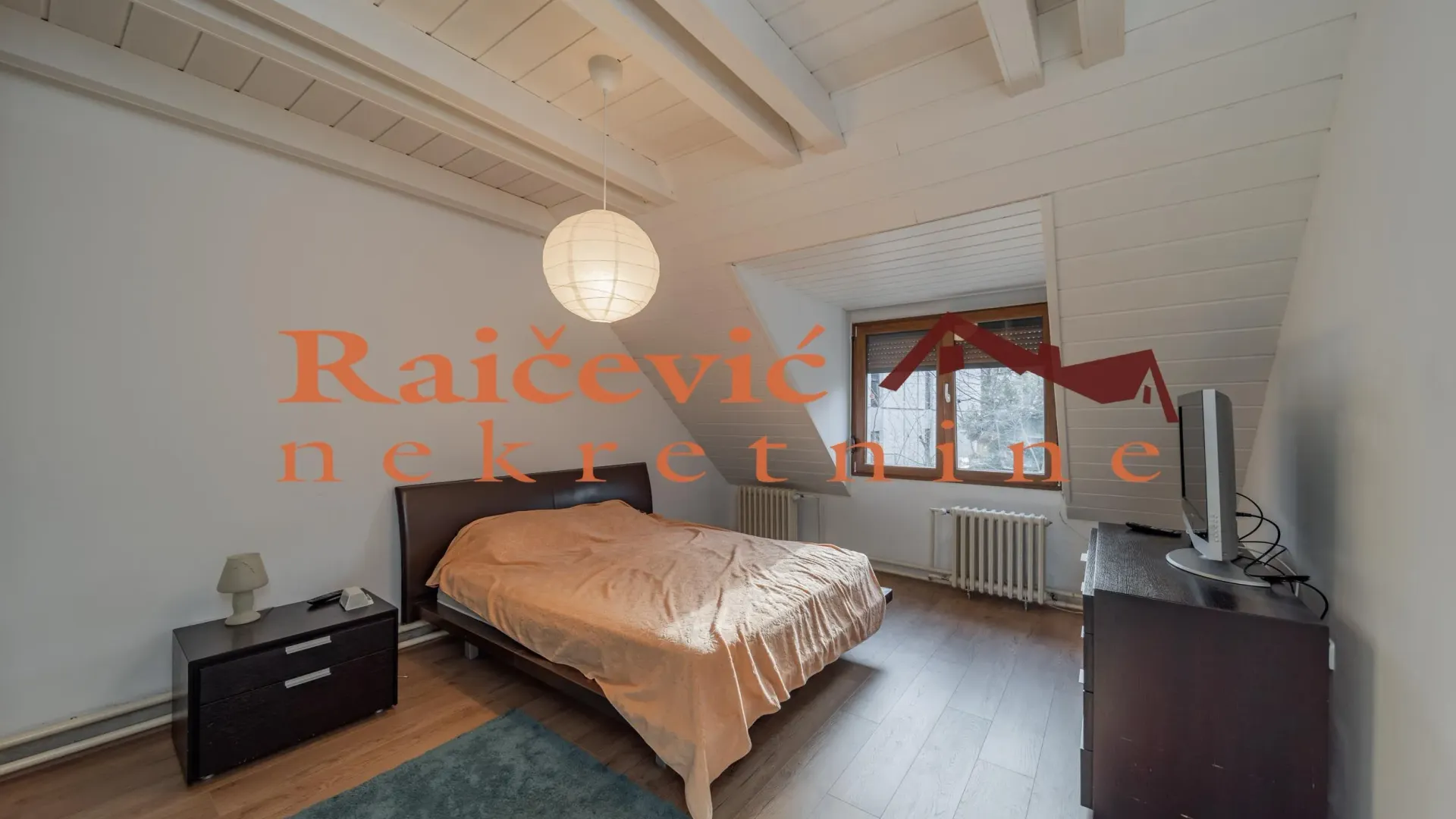 Izdavanje, kuća, 110m², Savski Venac, Beograd