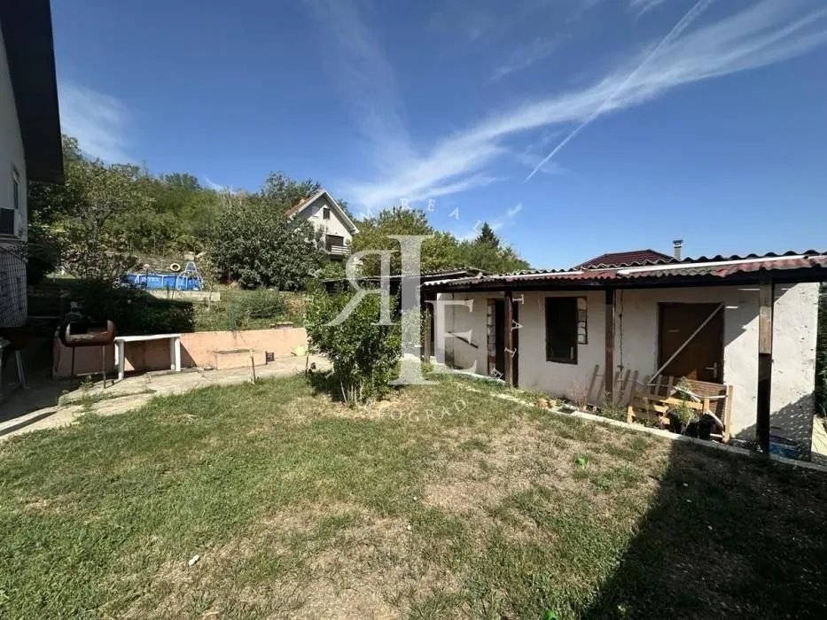 Prodaja, kuća, 188m², Beočić, Rekovac