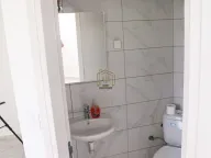 Izdavanje, poslovni prostor, 84m², Stari Aerodrom, Podgorica - image 6