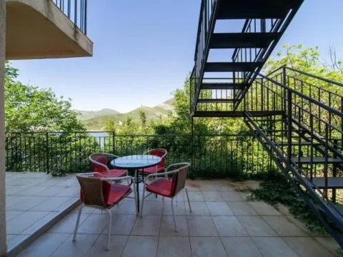 Prodaja, kuća, 148m², Tivat, Crna Gora - image 6