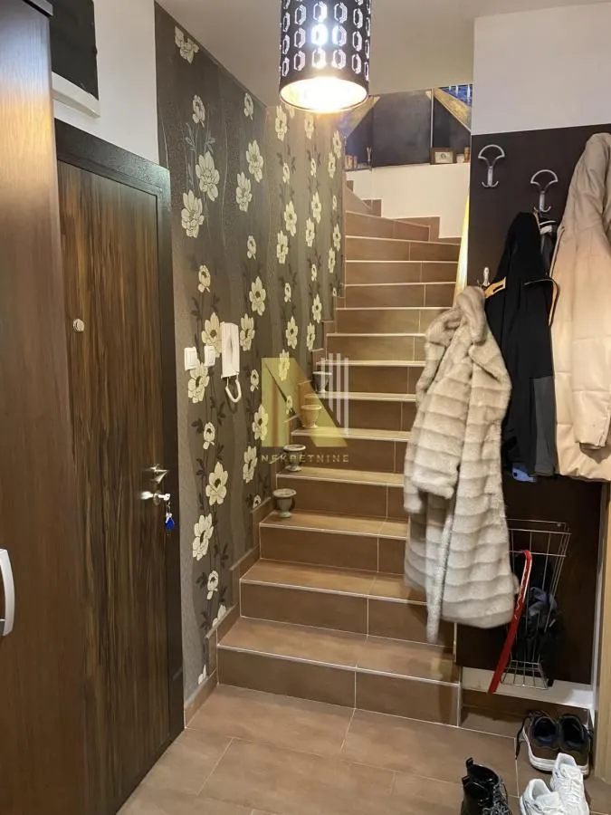 Prodaja, četvorosoban stan, 120m², Novo naselje, Novi Sad