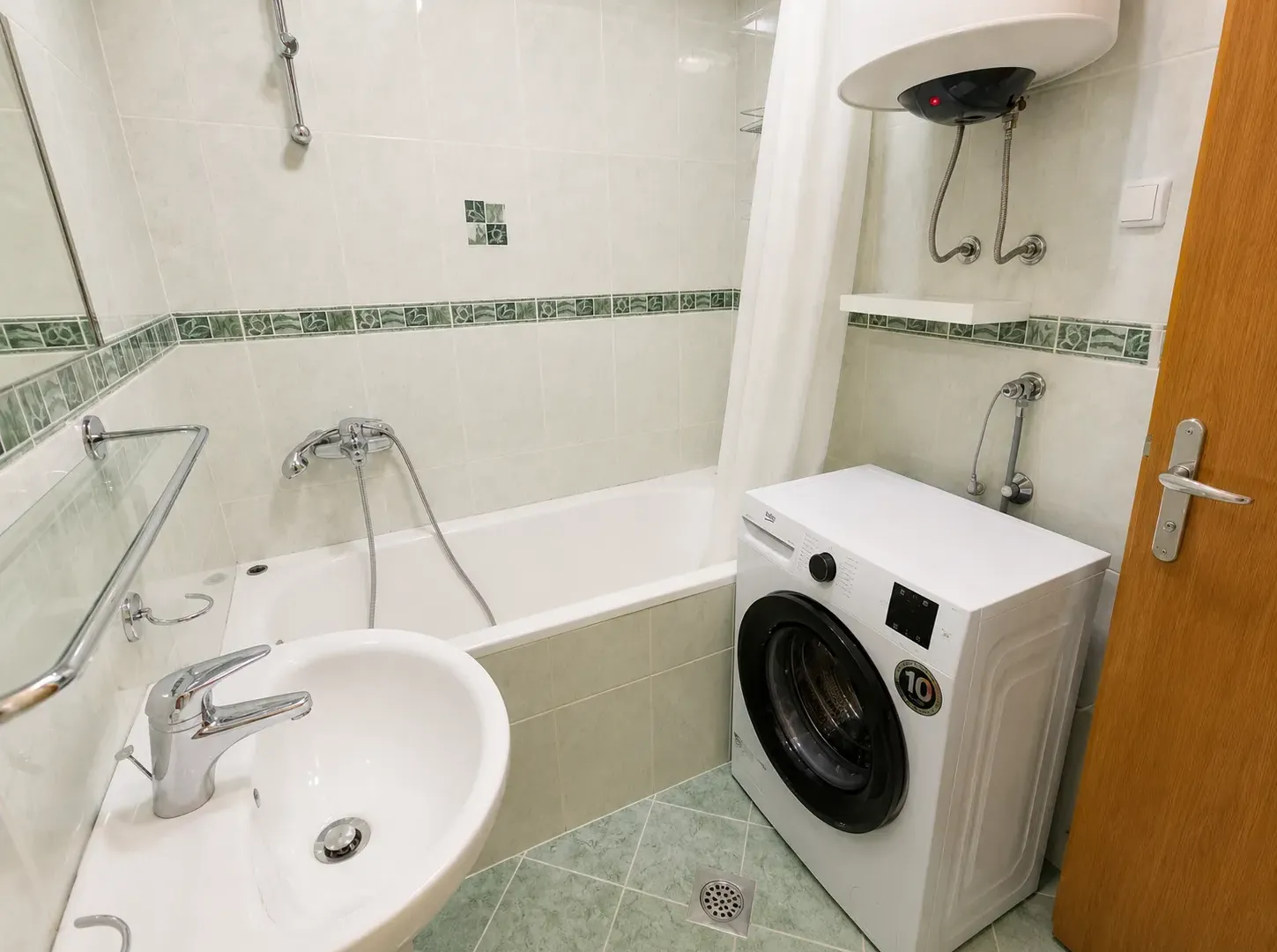 Sale, one bedroom apartment, 40m², Stari Aerodrom, Podgorica