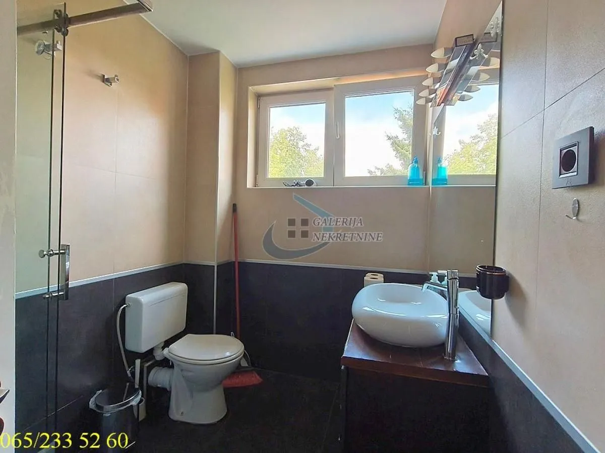 Prodaja, četvorosoban stan, 115m², Autokomanda, Voždovac Sve Podlokacije