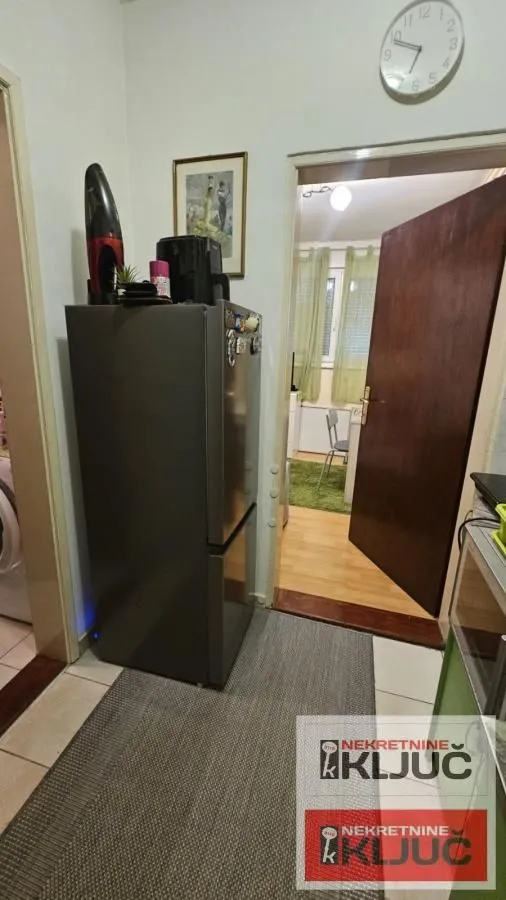 Prodaja, garsonjera, 17m², Bulevar Oslobodjenja, Novi Sad Sve Podlokacije