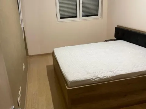 Izdavanje, trosoban stan, 100m², City Kvart, Podgorica - image 13