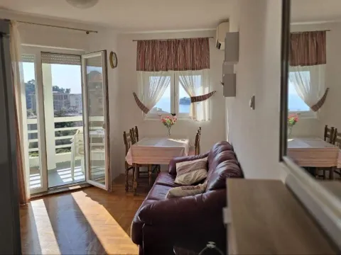 Sale, one bedroom apartment, 44m², Petrovac, Budva - image 4