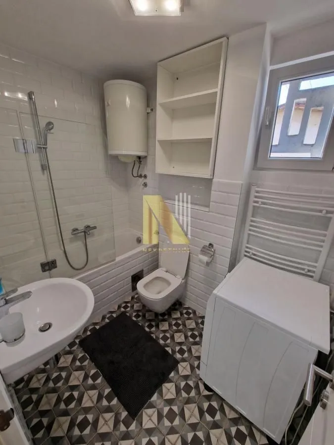 Izdavanje, dvosoban stan, 47m², Grbavica, Novi Sad Sve Podlokacije