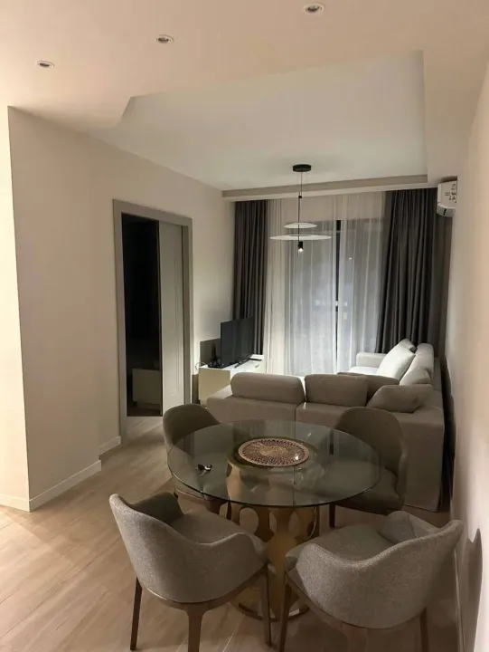 Rent, one bedroom apartment, 40m², Bečići, Budva