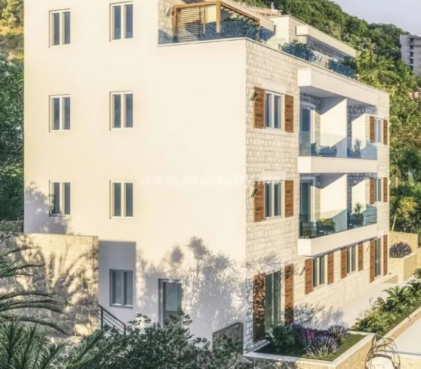 Sale, land lot, Tivat, Crna Gora