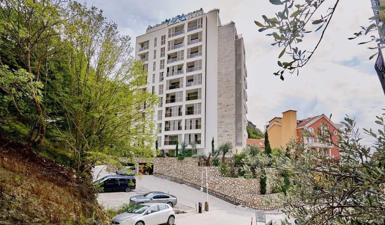 Prodaja, dvosoban stan, 90m², Rafailovići, Budva
