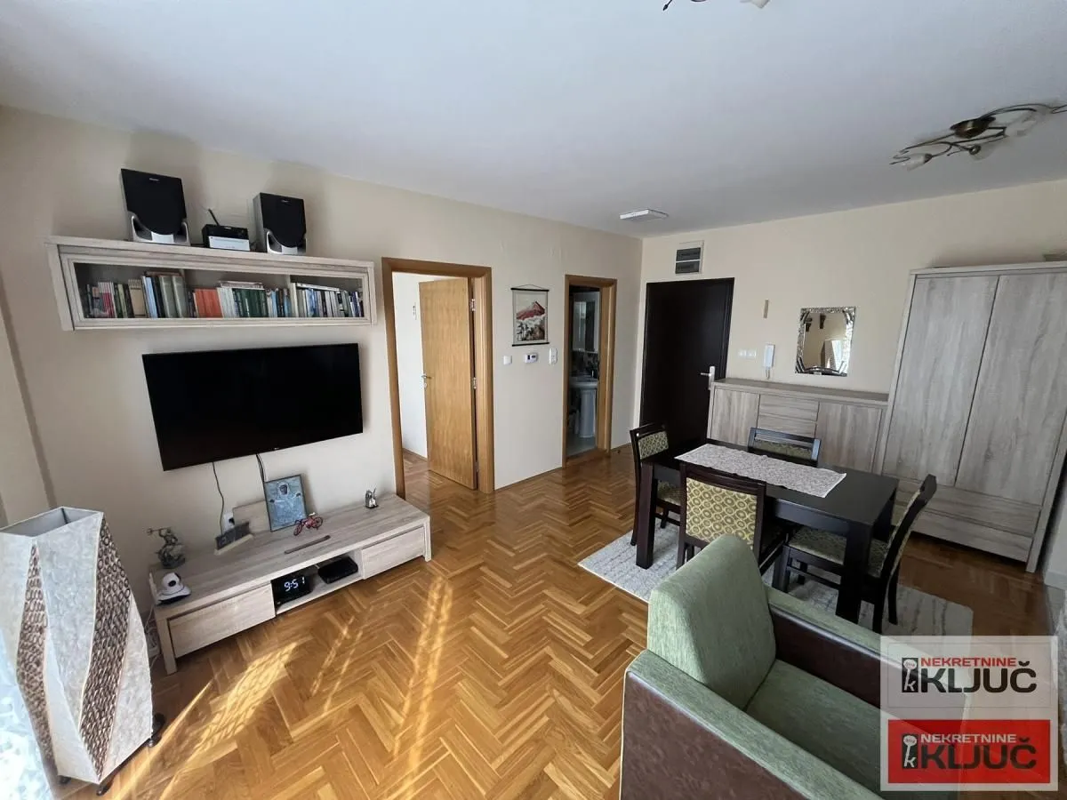 Prodaja, dvosoban stan, 43m², Podbara, Novi Sad Sve Podlokacije