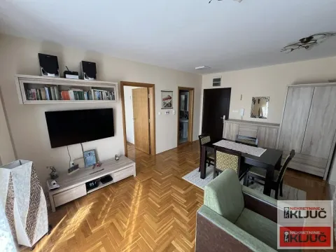 Sale, two bedroom apartment, 43m², Podbara, Novi Sad Sve Podlokacije - image 8