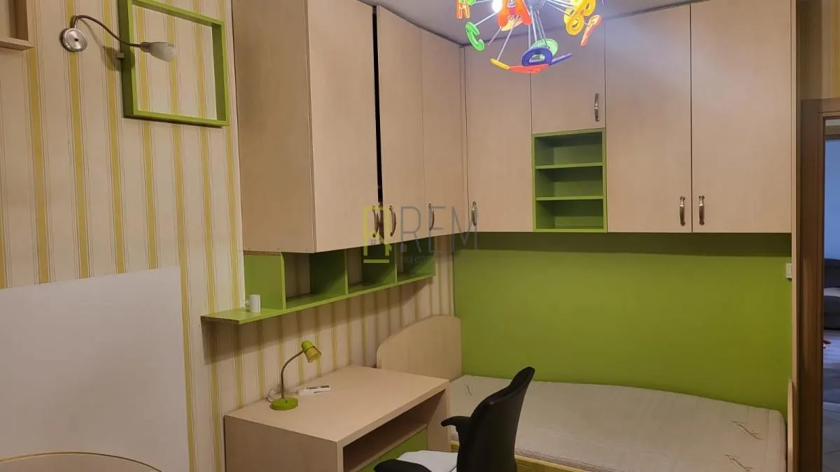 Izdavanje, jednosoban stan, 54m², Preko Morače, Podgorica