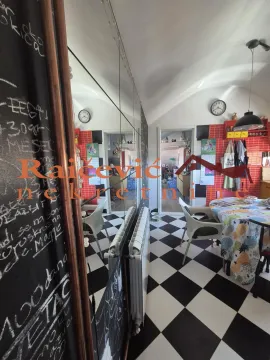 Prodaja, četvorosoban stan, 141m², Slavija, Vračar Sve Podlokacije - image 5