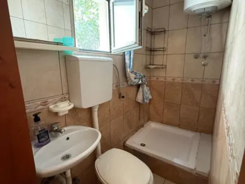 Rent, house, 20m², Kotor, Crna Gora - image 4
