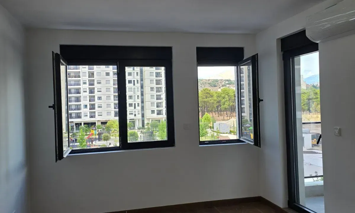 Rent, two bedroom apartment, 80m², Tološi, Podgorica