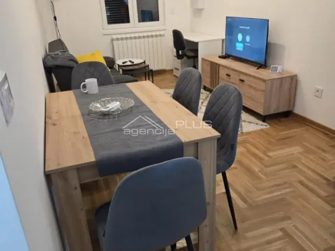 Rent, one bedroom apartment, 37m², Cvetanova Ćuprija, Zvezdara Sve Podlokacije - image 3