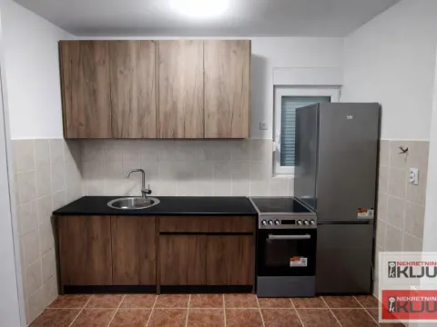 Izdavanje, garsonjera, 32m², Nova Detelinara, Novi Sad Sve Podlokacije - image 5