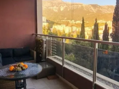 Sale, three bedroom apartment, 105m², Bečići, Budva - image 4