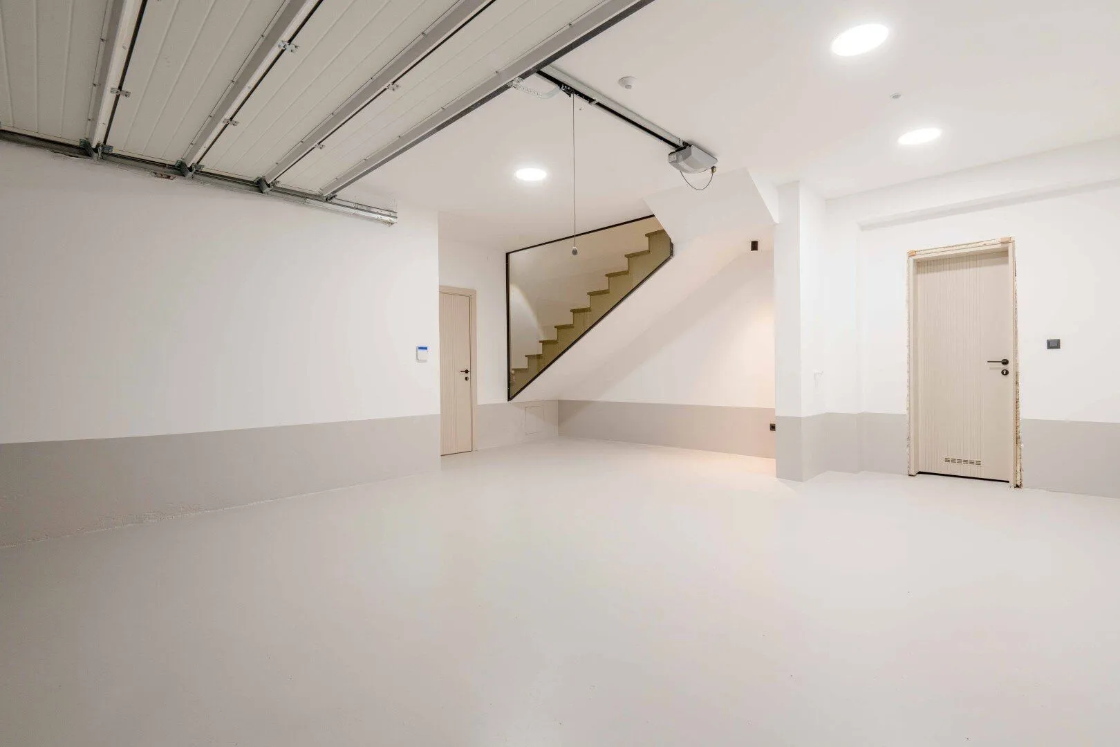 Sale, house, 240m², Kamenovo, Budva