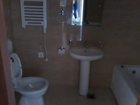 Izdavanje, dvosoban stan, 63m², Stari Aerodrom, Podgorica - image 3