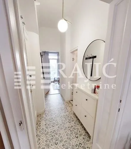 Izdavanje, trosoban stan, 72m², Zemun Kej, Zemun Sve Podlokacije