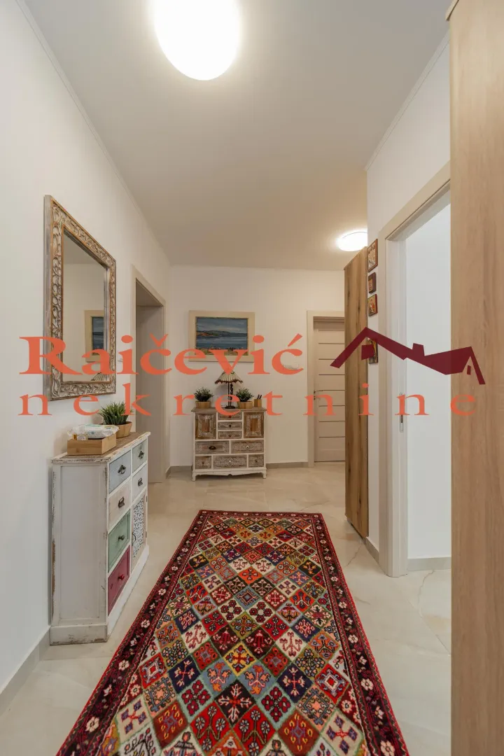 Prodaja, trosoban stan, 80m², Savski Venac, Beograd