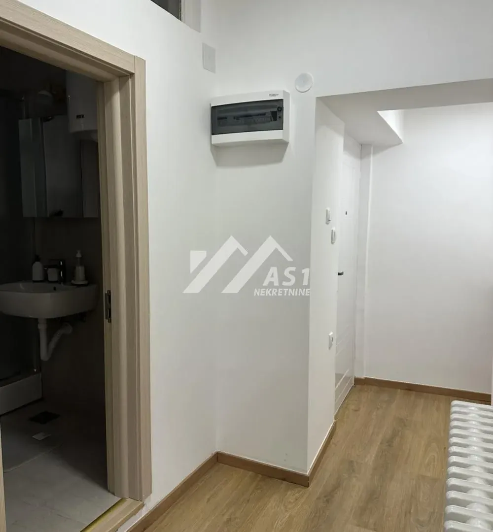 Izdavanje, stan, 32m², Novi Sad Sve Podlokacije, Novi Sad
