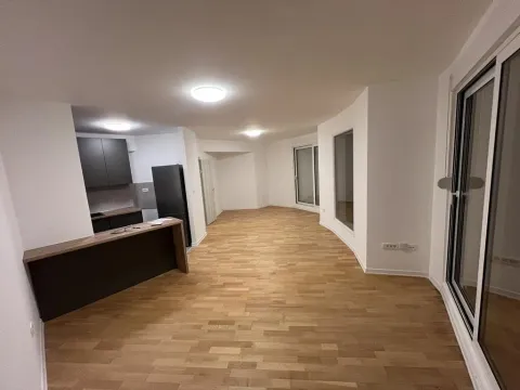 Rent, three bedroom apartment, 105m², Zabjelo, Podgorica - image 11