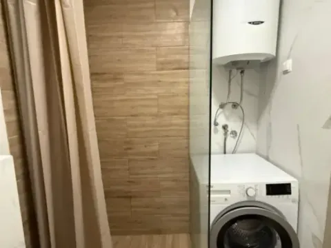 Izdavanje, jednosoban stan, 45m², Pobrežje, Podgorica - image 9