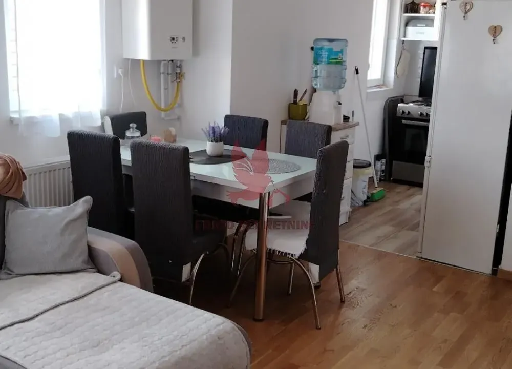 Prodaja, dvosoban stan, 45m², Mladenovac, Beograd