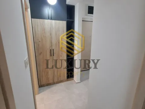 Rent, two bedroom apartment, 650m², Stara Varoš, Podgorica - image 12