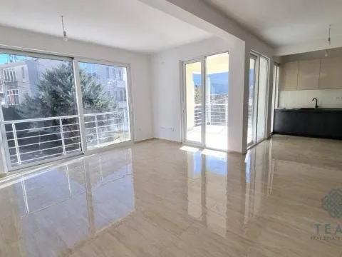 Prodaja, dvosoban stan, 81m², Đenovići, Herceg Novi - image 2
