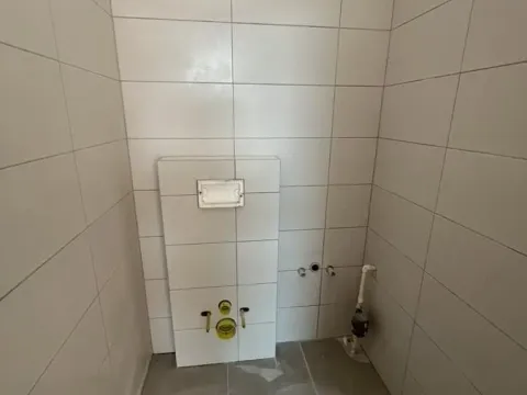 Izdavanje, poslovni prostor, 65m², Pivara, Jagodina - image 4