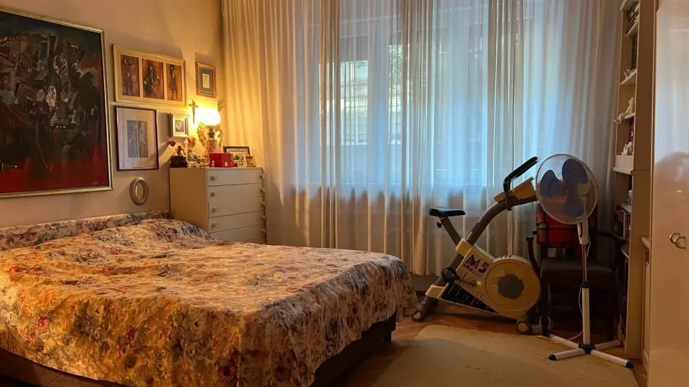 Sale, three bedroom apartment, 77m², Stari Grad, Beograd