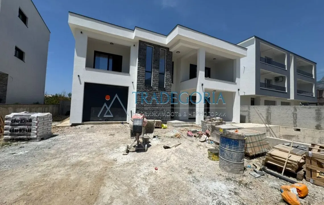 Prodaja, kuća, 235m², Bar, Crna Gora