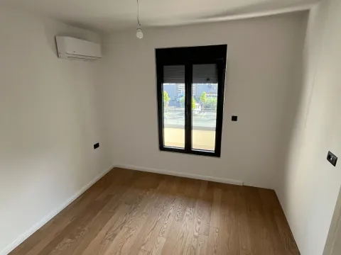 Prodaja, jednosoban stan, 47m², Donja Gorica, Podgorica - image 12